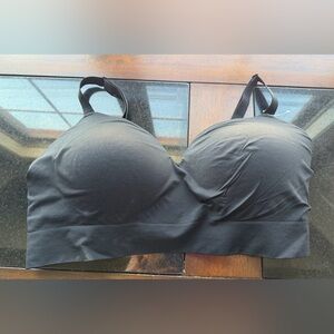 4X Truekind Wirefree Bra NWOT smoke pet free home
